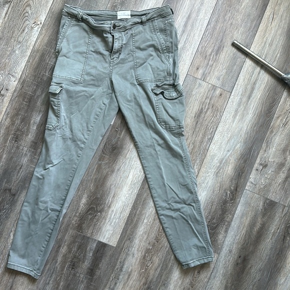 Caslon pants size 31 khaki colored cargo fitted green denim - Picture 3 of 8